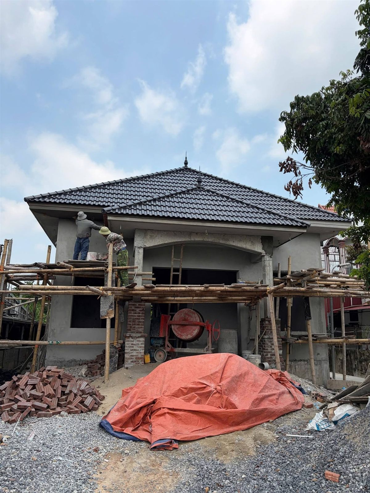 Nhà cấp 4 mái Thái đang thi công tại Thanh Hóa